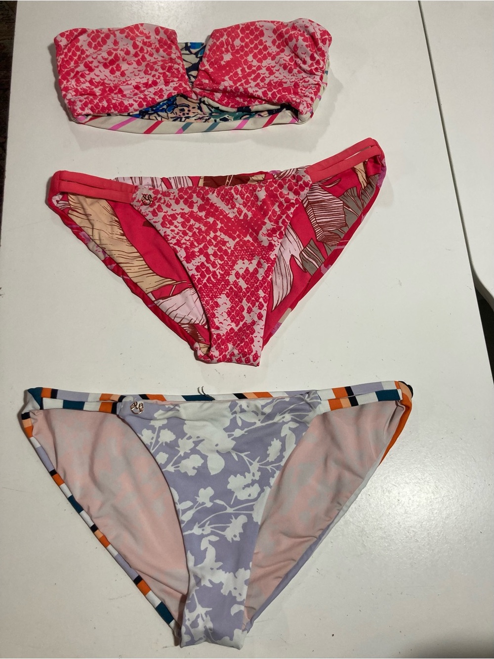 Maaji Mix & Match Reversible Bikini 1 Top 2 Bottoms Size Medium